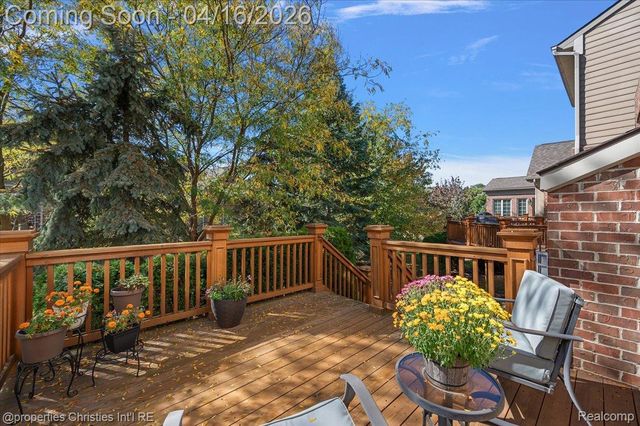 44683 Broadmoor Circle N, Northville Township, MI 48168