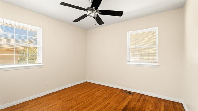 2716 Tottingham Road, The Village, OK 73120