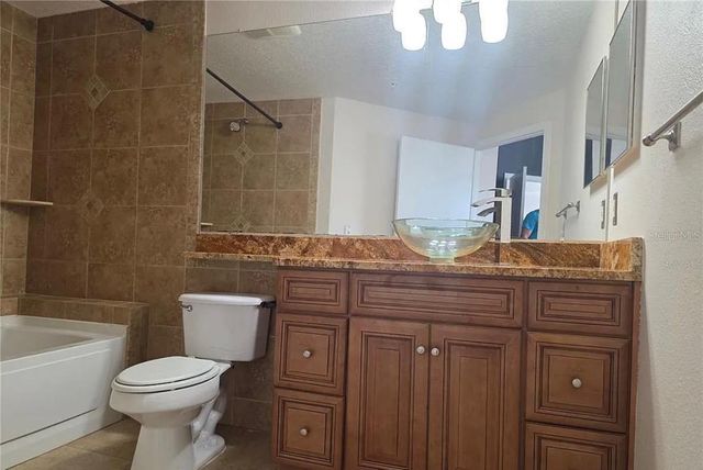 5554 METROWEST BOULEVARD 4-310, Orlando, FL 32811