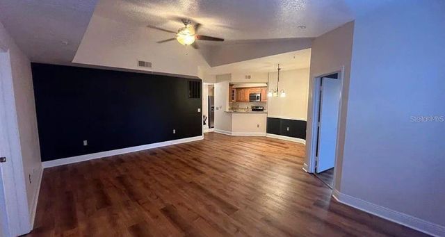 5554 METROWEST BOULEVARD 4-310, Orlando, FL 32811