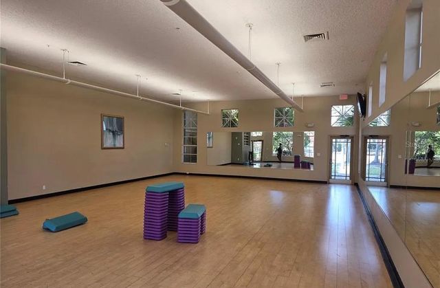 5554 METROWEST BOULEVARD 4-310, Orlando, FL 32811