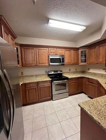 5554 METROWEST BOULEVARD 4-310, Orlando, FL 32811