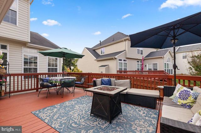 14 POTTERFIELD DR, Lovettsville, VA 20180