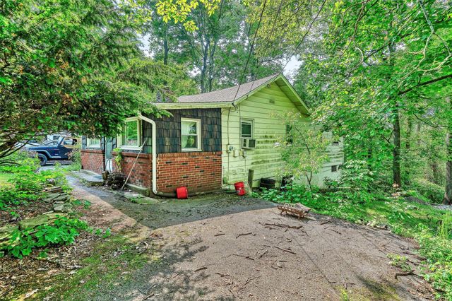 14 Silver Trail, Monroe, NY 10950