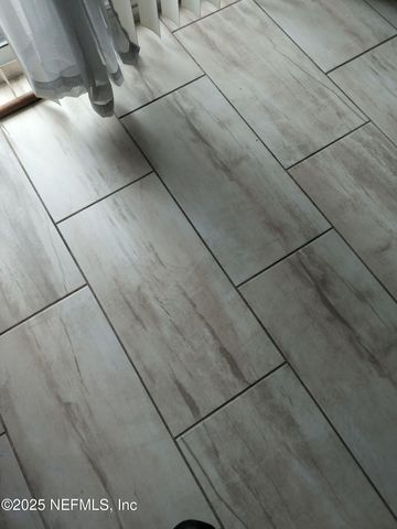 355 MONUMENT Road, 21-A2, Jacksonville, FL 32225