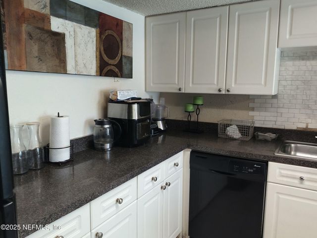 355 MONUMENT Road, 21-A2, Jacksonville, FL 32225