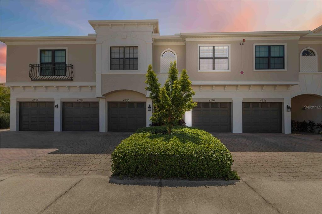 4226 OVERTURE CIRCLE, Bradenton, FL 34209