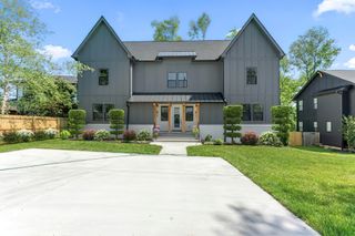 2301 Brittany Dr, Nashville, TN 37206