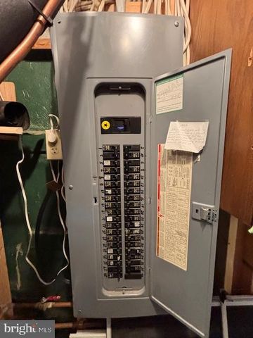 583 ARIEL CT, Mechanicsburg, PA 17055