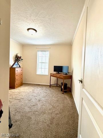 362 Pin Oak Circle, Elyria, OH 44035