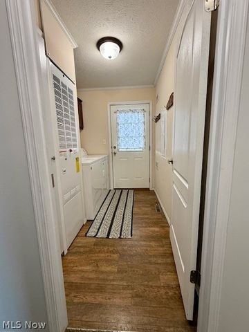 362 Pin Oak Circle, Elyria, OH 44035