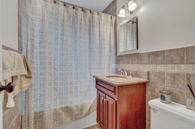 250 N Village C24, Rockville Centre, NY 11570