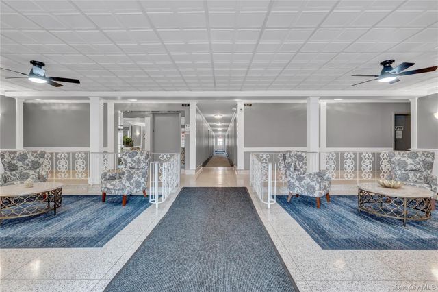 250 N Village C24, Rockville Centre, NY 11570