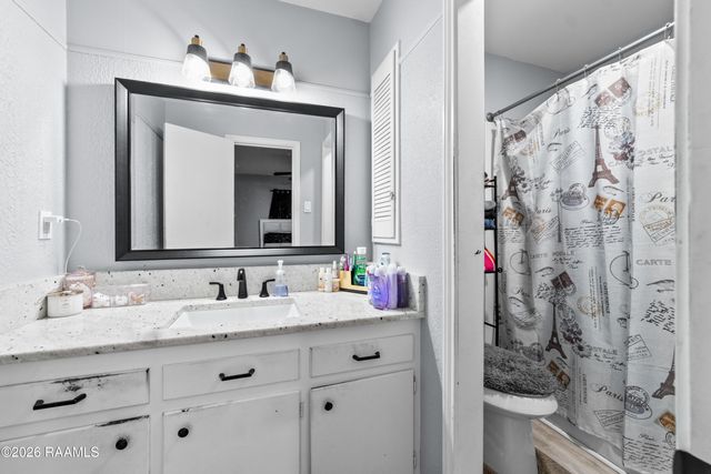 1123 W Gilman Road, Lafayette, LA 70501