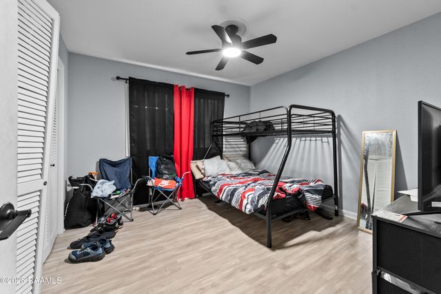 1123 W Gilman Road, Lafayette, LA 70501