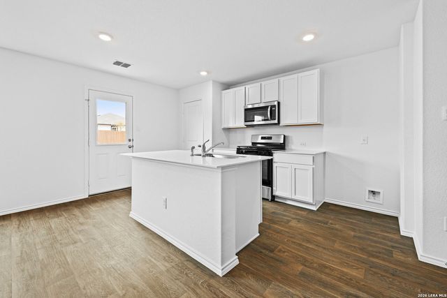 12535 Ivory Pkwy, Converse, TX 78109