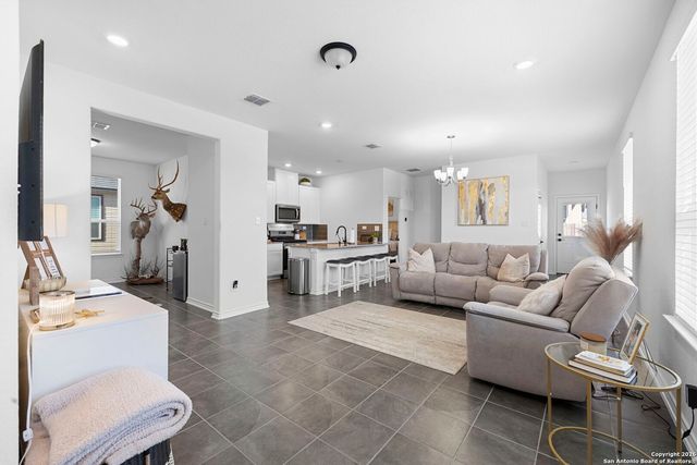 4931 Park Light, Marion, TX 78124