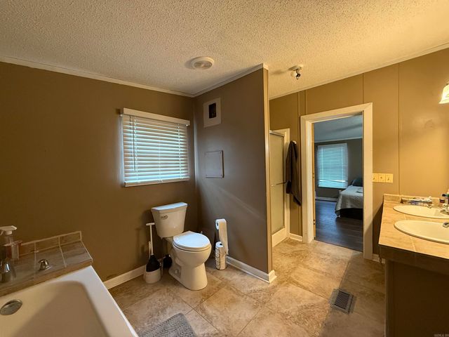 2458 Sfc 311, Forrest City, AR 72335