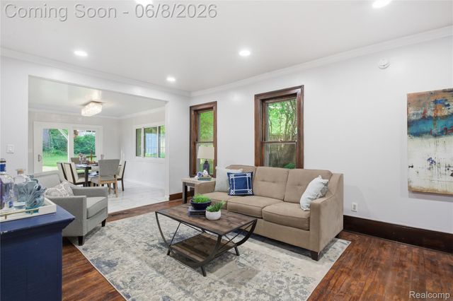 213 MAPLE Street, Ypsilanti, MI 48198