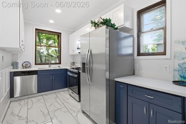 213 MAPLE Street, Ypsilanti, MI 48198