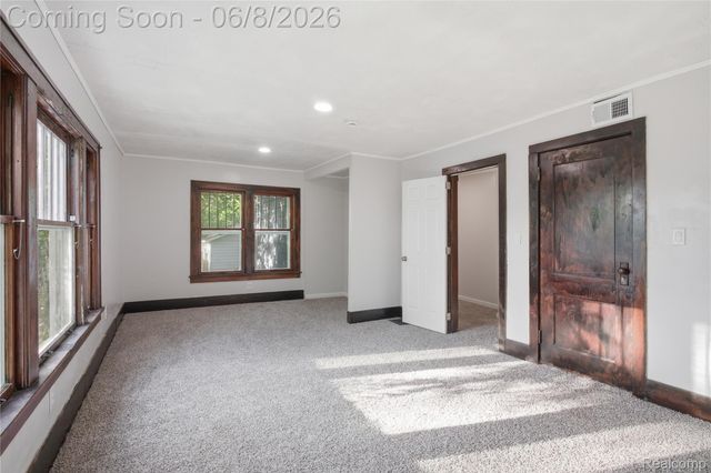 213 MAPLE Street, Ypsilanti, MI 48198