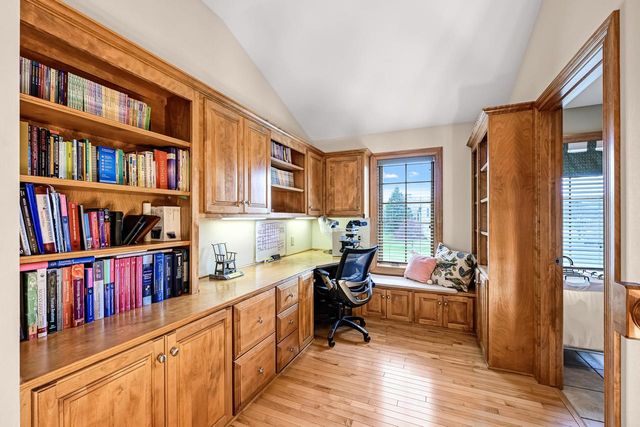 17155 Vanderbilt STREET, Brookfield, WI 53005