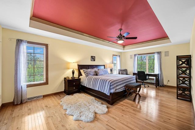 17155 Vanderbilt STREET, Brookfield, WI 53005