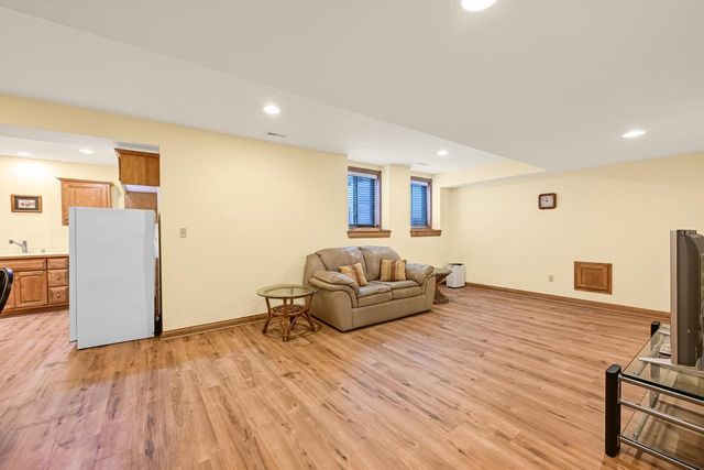 17155 Vanderbilt STREET, Brookfield, WI 53005