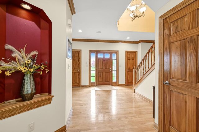 17155 Vanderbilt STREET, Brookfield, WI 53005