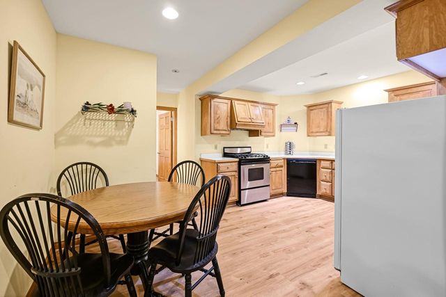17155 Vanderbilt STREET, Brookfield, WI 53005