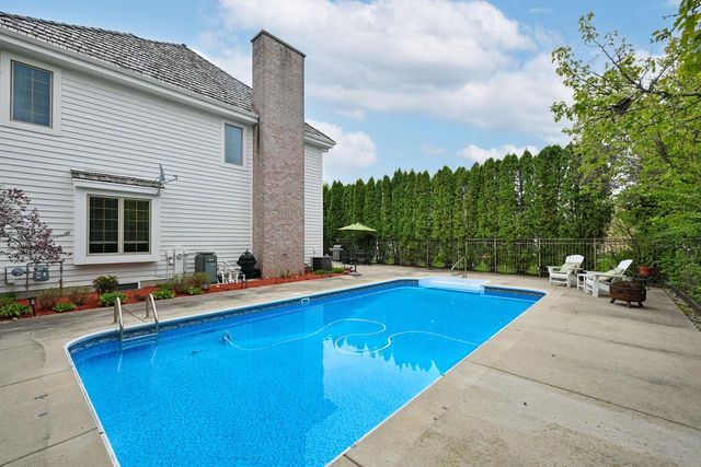 17155 Vanderbilt STREET, Brookfield, WI 53005