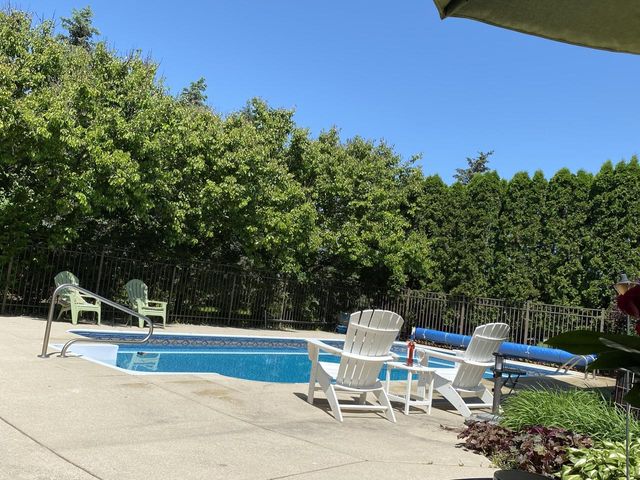17155 Vanderbilt STREET, Brookfield, WI 53005