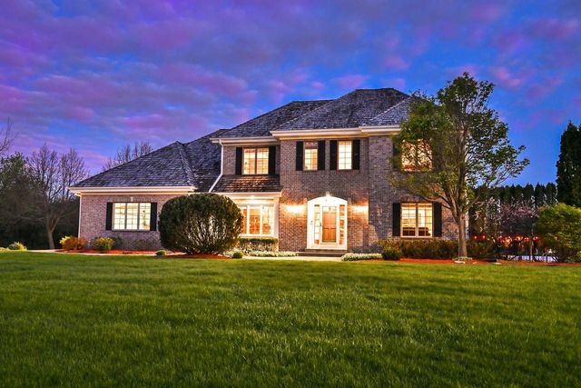17155 Vanderbilt STREET, Brookfield, WI 53005