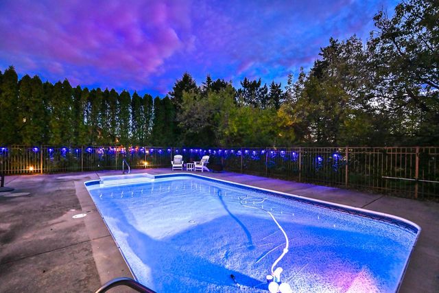 17155 Vanderbilt STREET, Brookfield, WI 53005