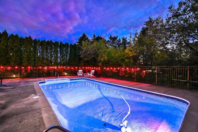 17155 Vanderbilt STREET, Brookfield, WI 53005