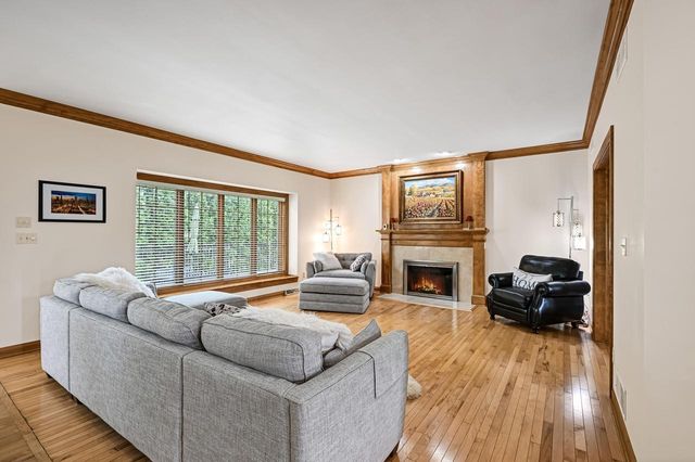 17155 Vanderbilt STREET, Brookfield, WI 53005