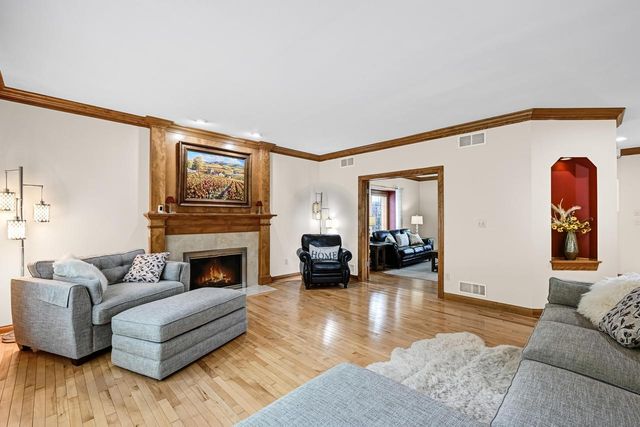 17155 Vanderbilt STREET, Brookfield, WI 53005