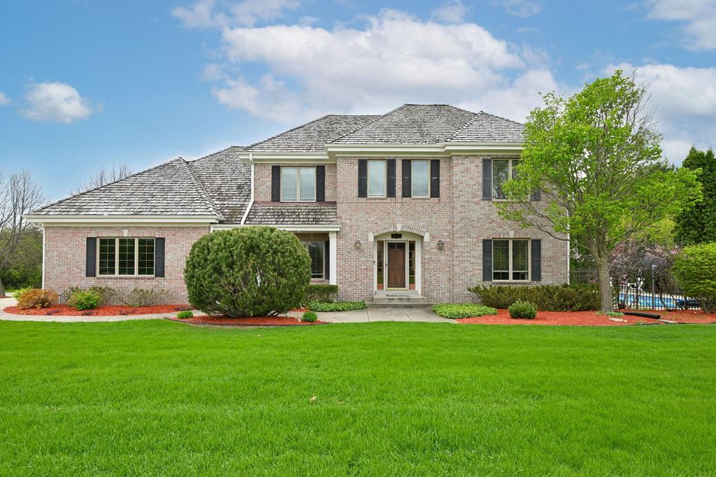 17155 Vanderbilt STREET, Brookfield, WI 53005