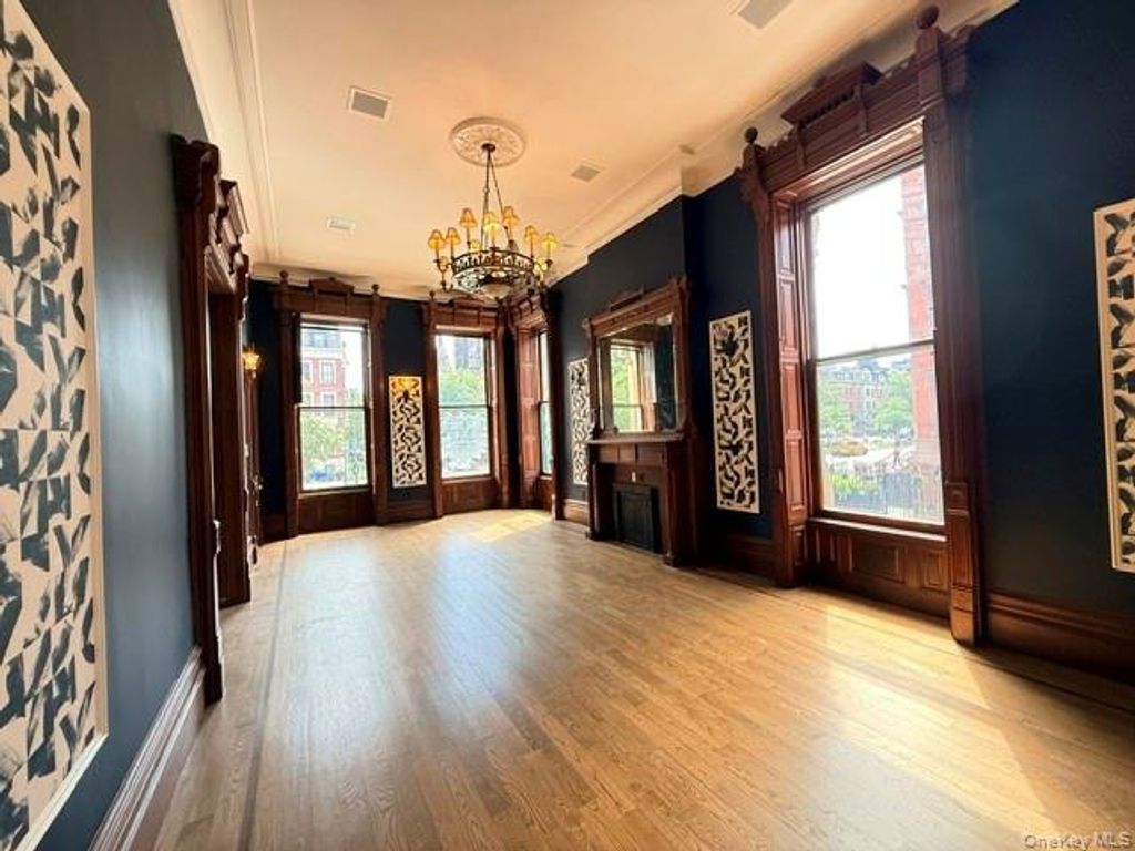241 Lenox Avenue, New York (manhattan), NY 10027 — photo 5