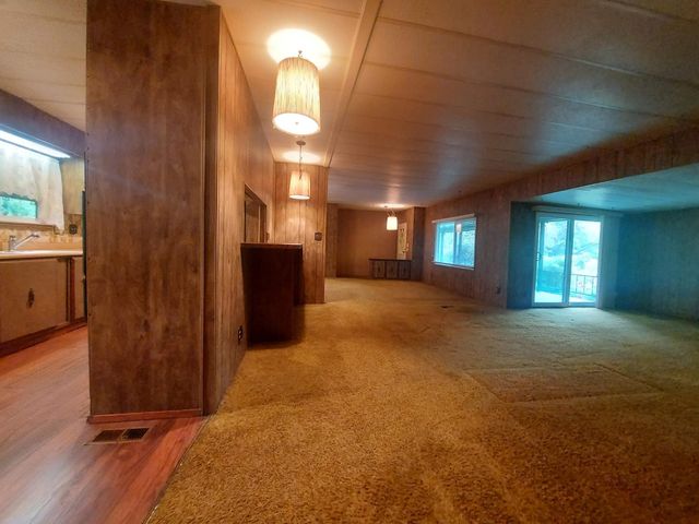450 S Roberta Way, Marysville, CA 95901