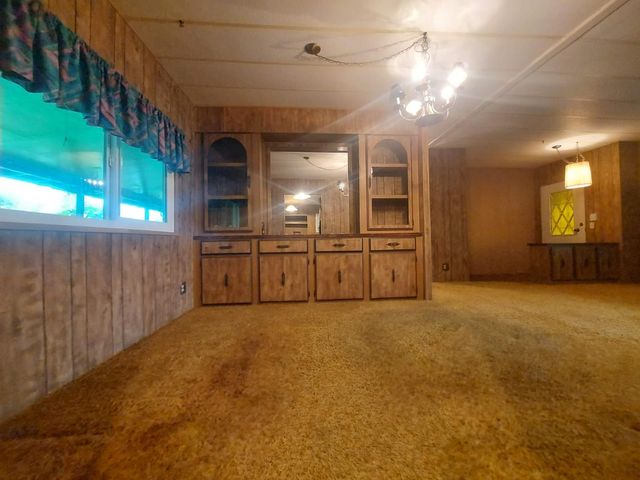 450 S Roberta Way, Marysville, CA 95901