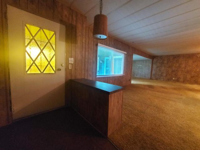 450 S Roberta Way, Marysville, CA 95901