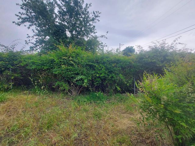 450 S Roberta Way, Marysville, CA 95901