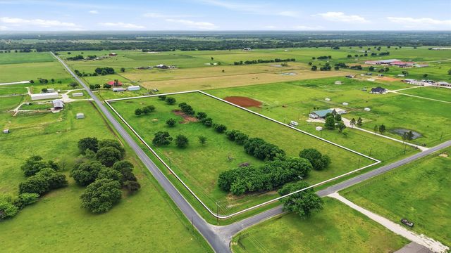 10.5 Graham Grove Road, Collinsville, TX 76233