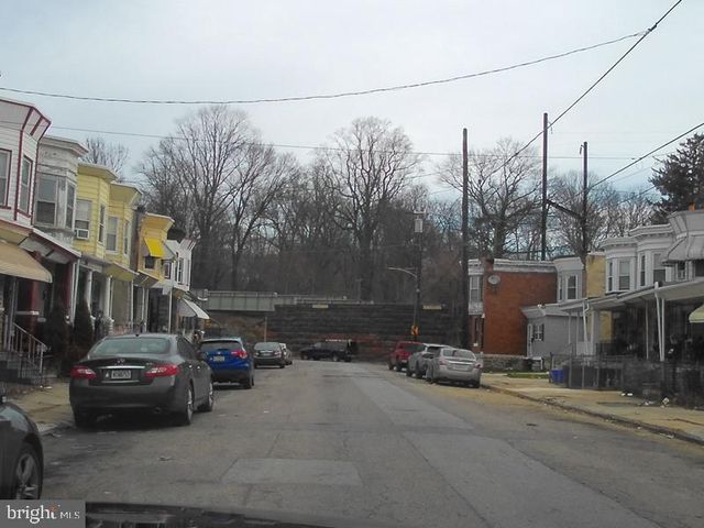 539 E WALNUT LN, Philadelphia, PA 19144