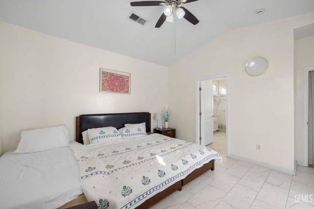 310 Lewisham Street, Bakersfield, CA 93311