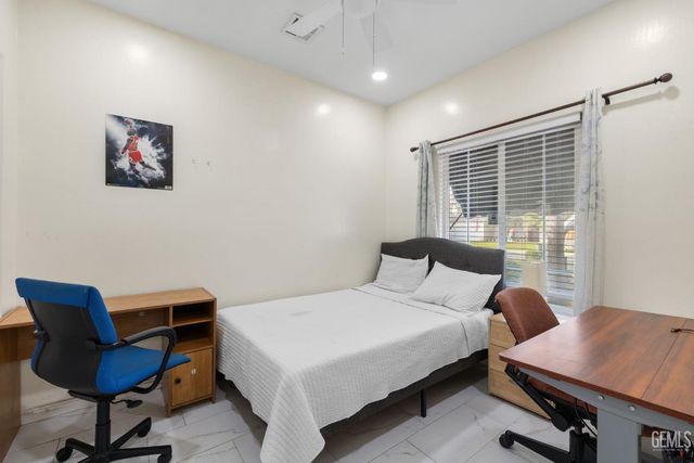 310 Lewisham Street, Bakersfield, CA 93311