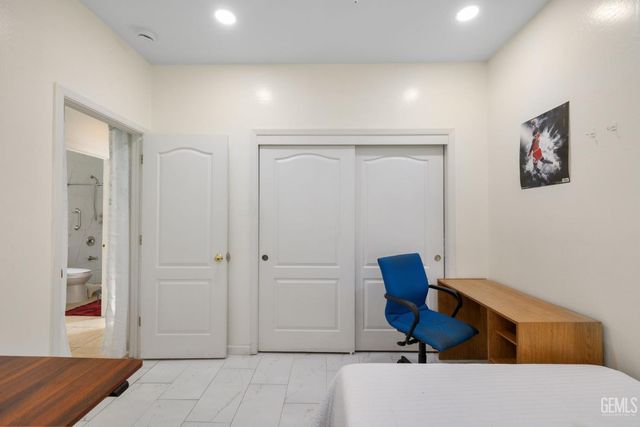 310 Lewisham Street, Bakersfield, CA 93311