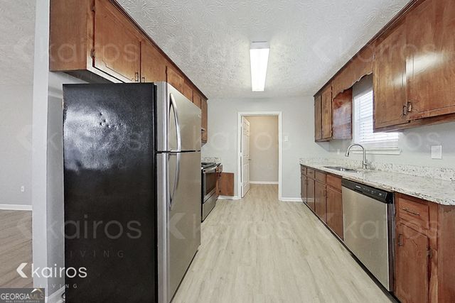 200 Deer Parkway, Athens, GA 30605