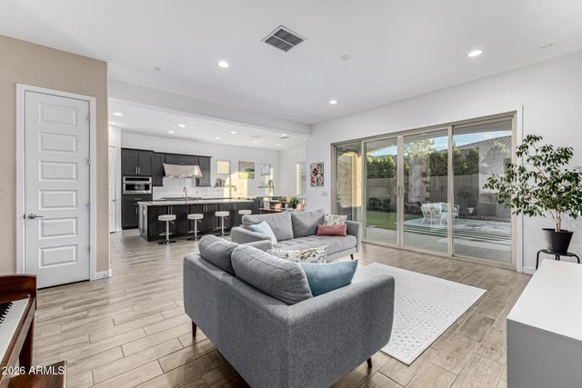 4009 W HAYDUK Road, Laveen, AZ 85339